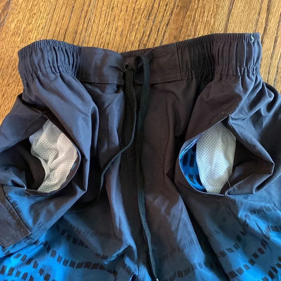 Men US Apparel Sonar Swimtrunks Medium full elastic  board shorts 4-way stretch - Picture 6 of 7